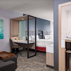 Queen Suite